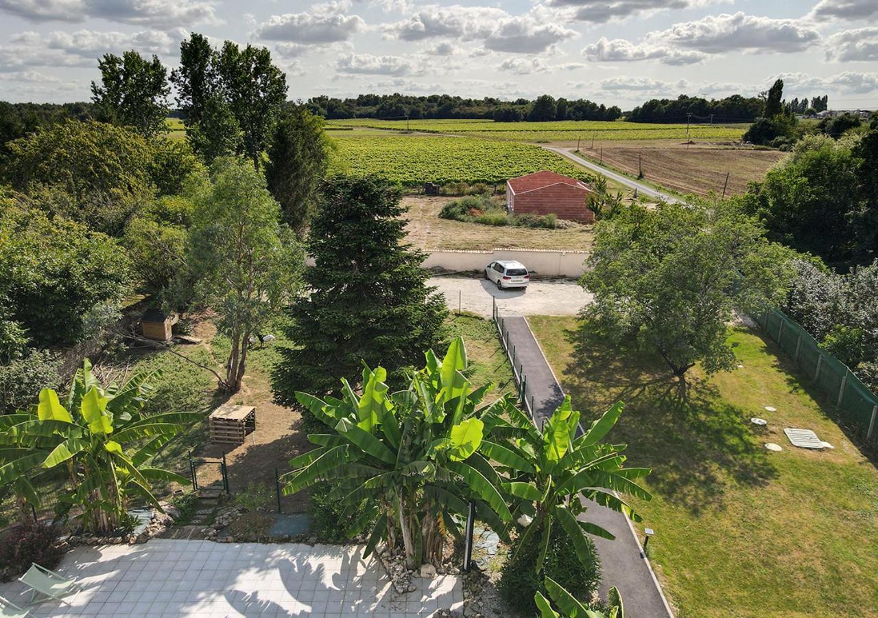 Jardin D'arcy - D'hotes Avec Piscine Et