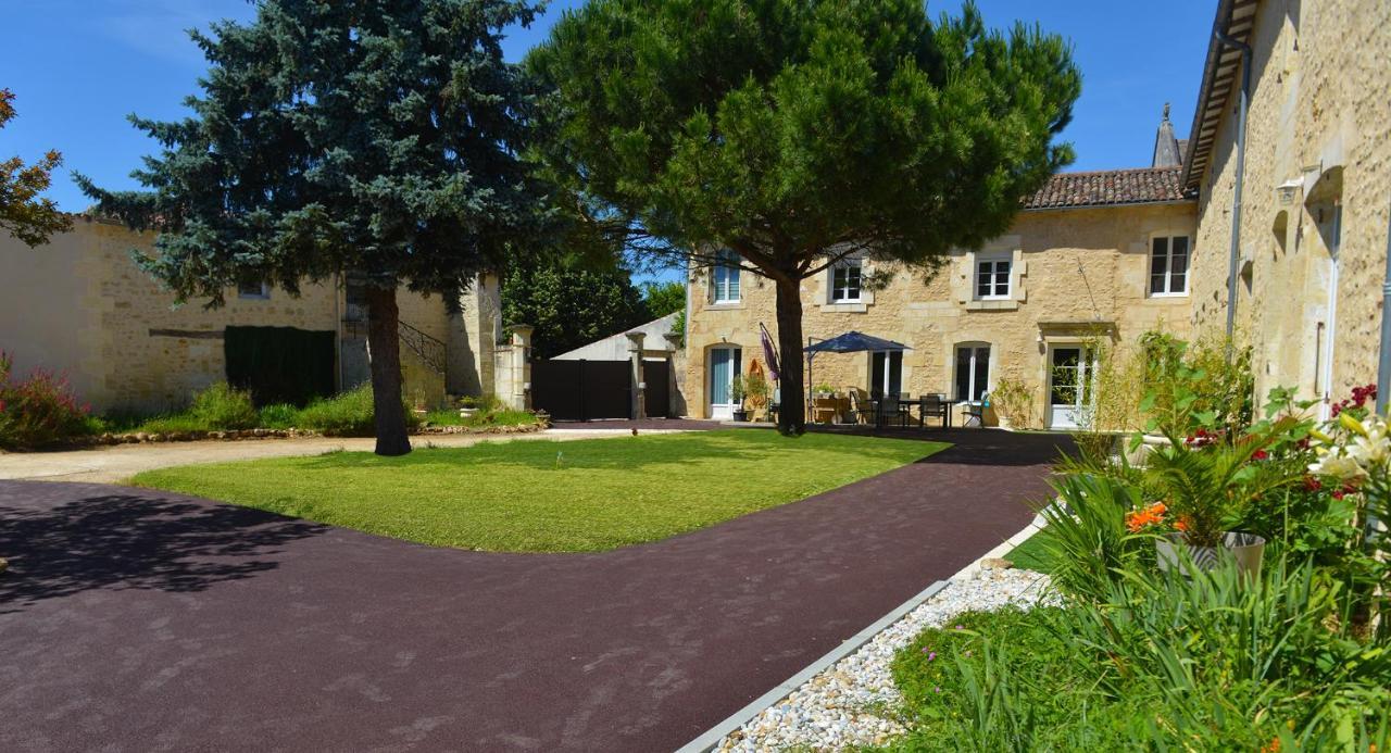 Jardin D'arcy - D'hotes Avec Piscine Et Bed & Breakfast