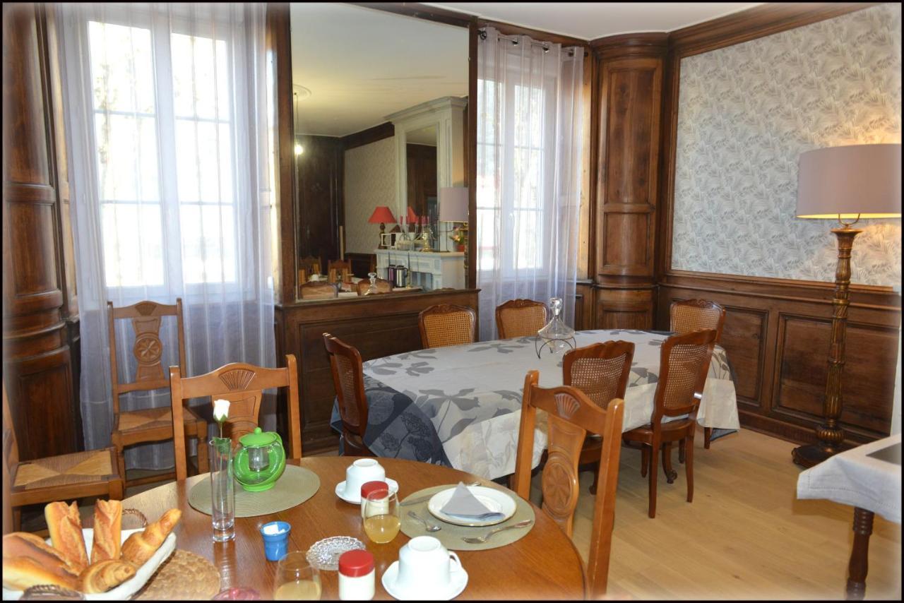 Jardin D'arcy - D'hotes Avec Piscine Et Bois