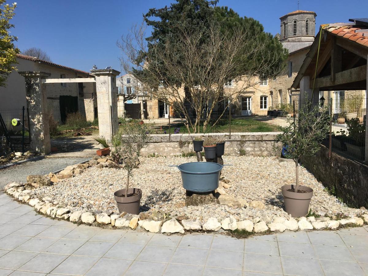 Jardin D'arcy - D'hotes Avec Piscine Et