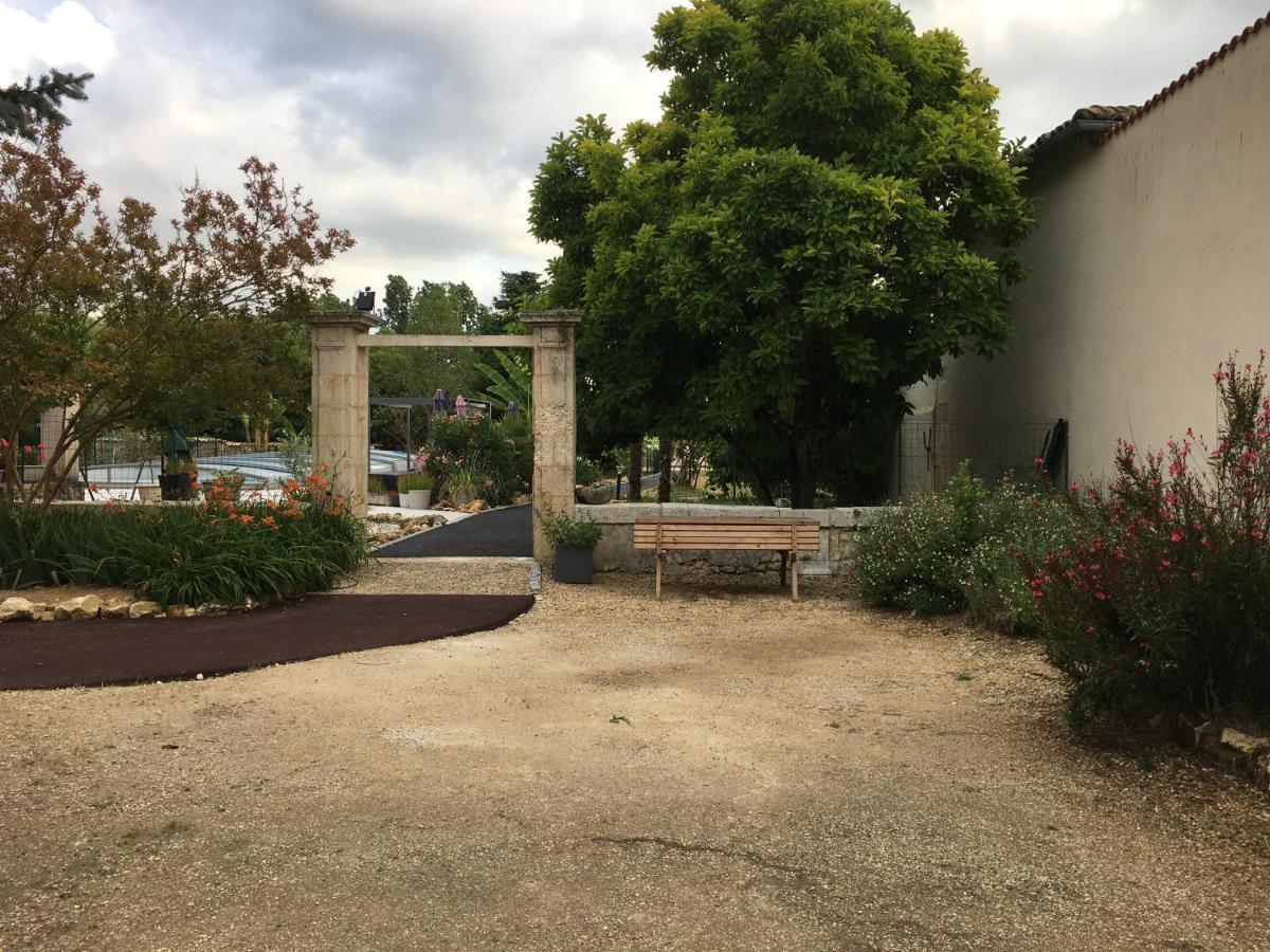 Jardin D'arcy - D'hotes Avec Piscine Et Bed & Breakfast 5*